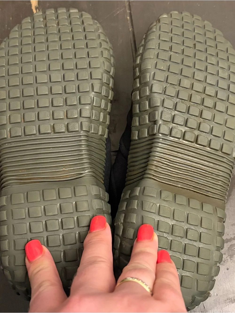 Women’s 7/Men’s 5 Black and Olive Slip-On Water-Resistant Shoe